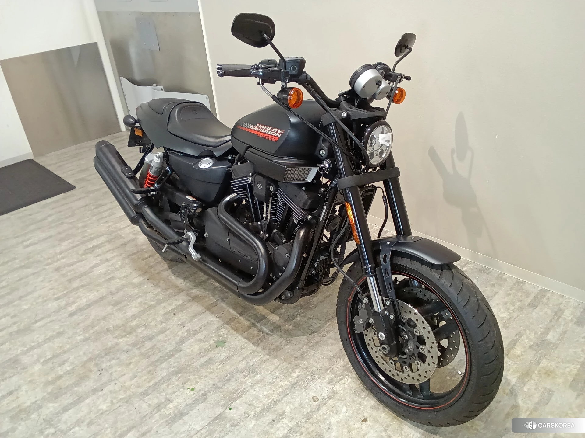 Проданный Harley-Davidson XR1200X 2010 из Японии