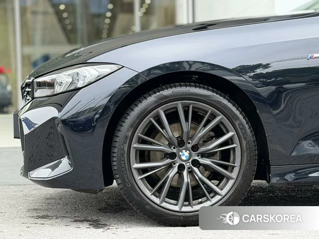 BMW 3 series 2024 Черный из Китая, фото 4