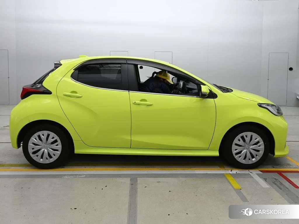 Toyota Yaris 2021 из Японии, фото 4