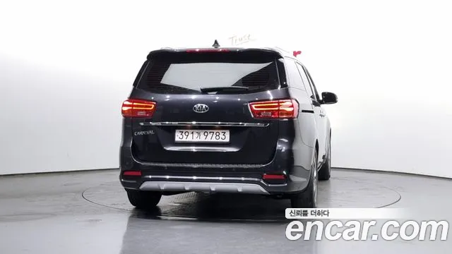 Kia The New Carnival id 2352527 из Кореи 14