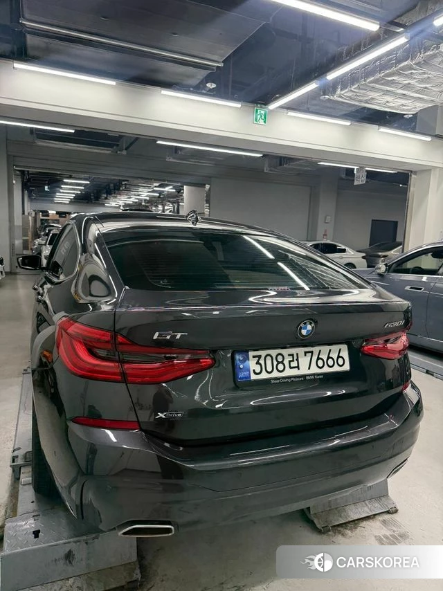 BMW 6 Series GT (G32) 2023 Черный двухцветный из Кореи, фото 4