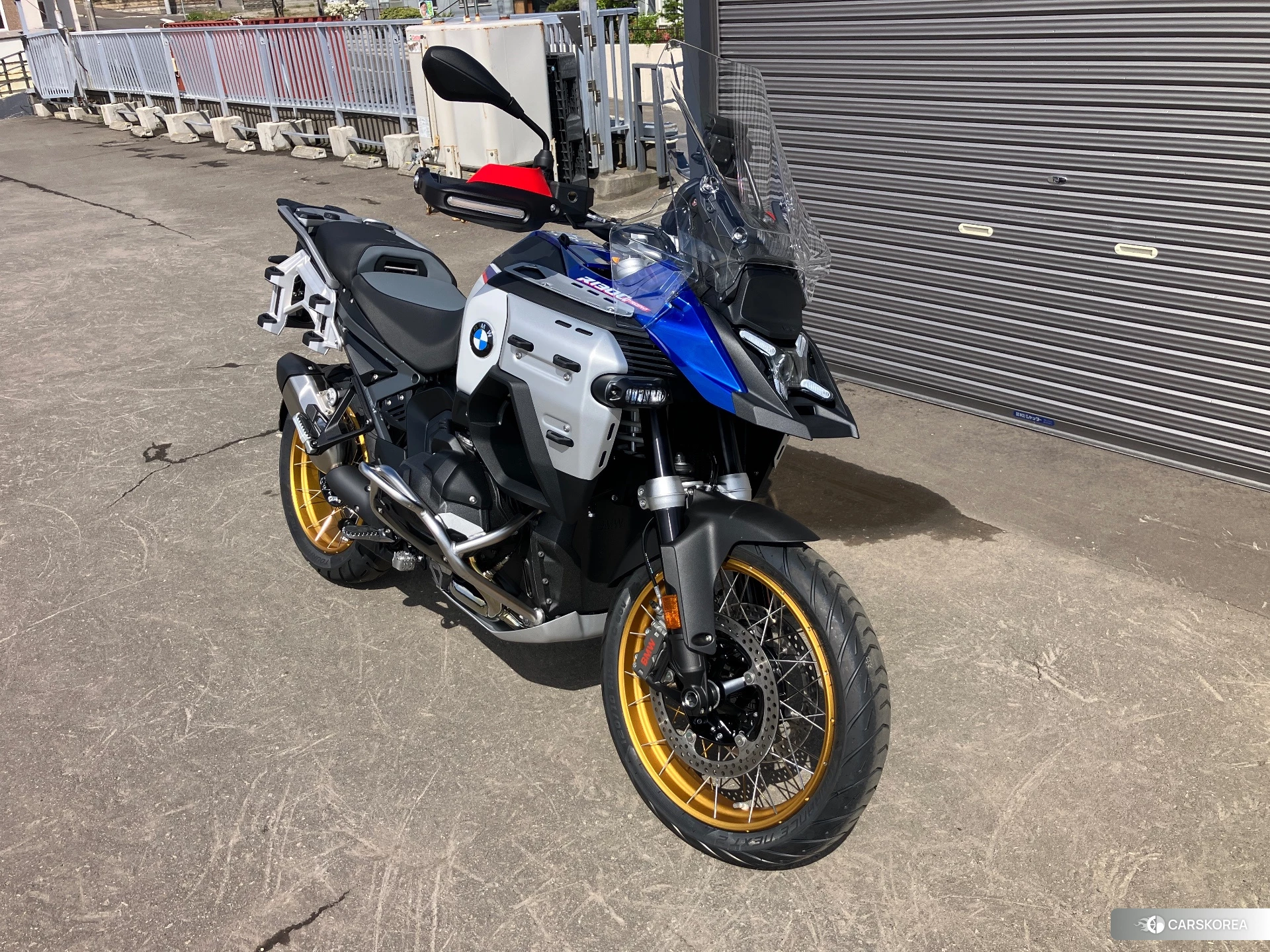 BMW R1300GS ADVENTURE 2025 из Японии