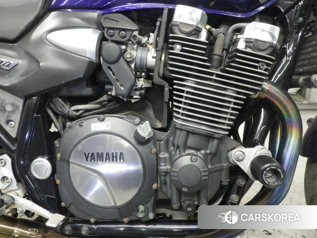Engine photo