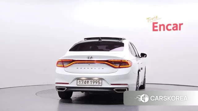 Hyundai Grandeur IG id 3510060 из Кореи 14
