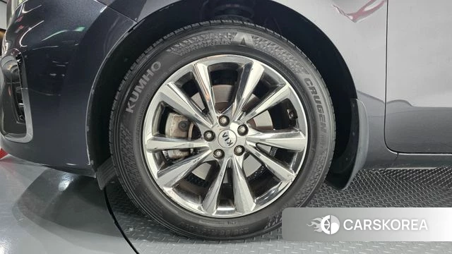 Kia The New Carnival id 4536772 из Кореи 27
