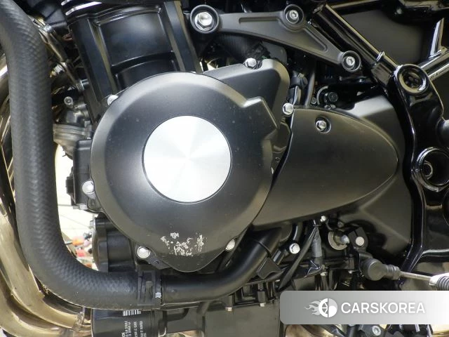 Engine photo