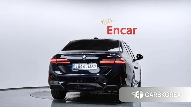 BMW 5 Series (G60) id 4222623 из Кореи 30