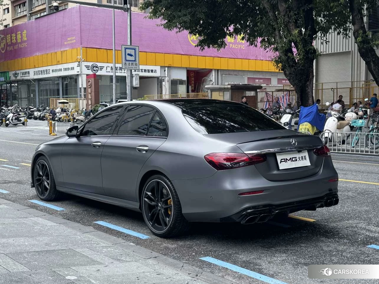 Mercedes-Benz E-class AMG id 4473665 из Китая 9