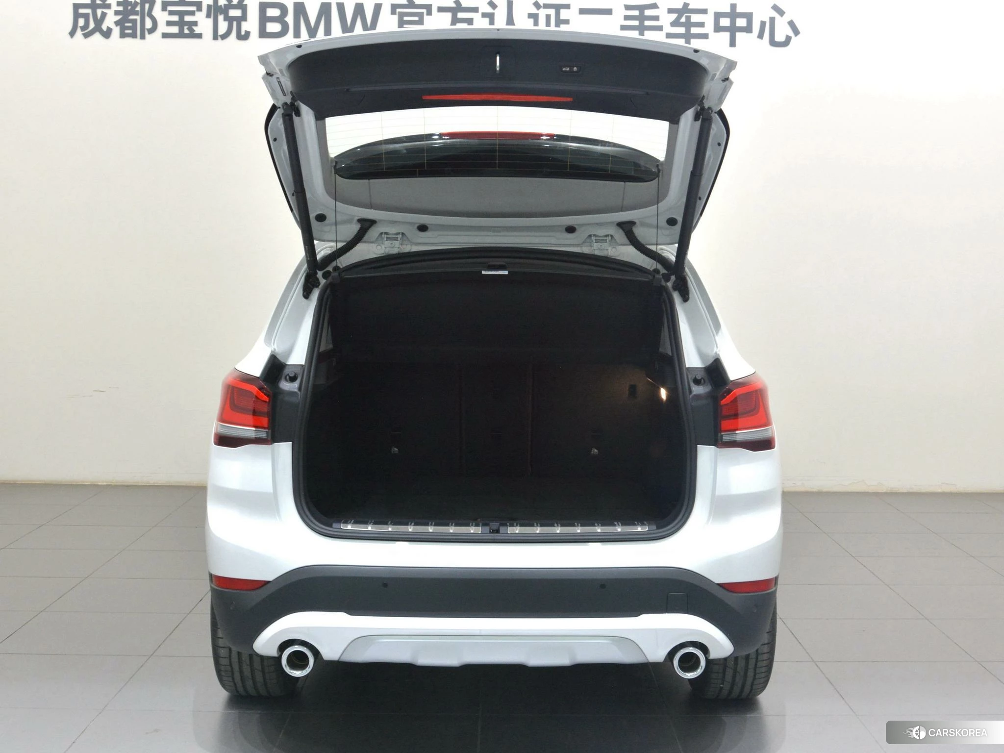 BMW X1 id 4512829 из Китая 8