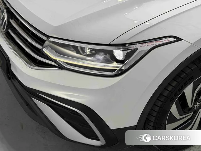 Volkswagen Tiguan L id 4257580 из Китая 15