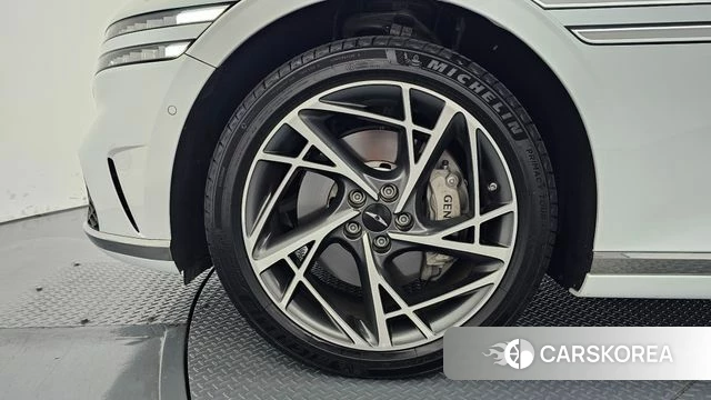 Genesis G90 (RS4) id 4720117 из Кореи 30
