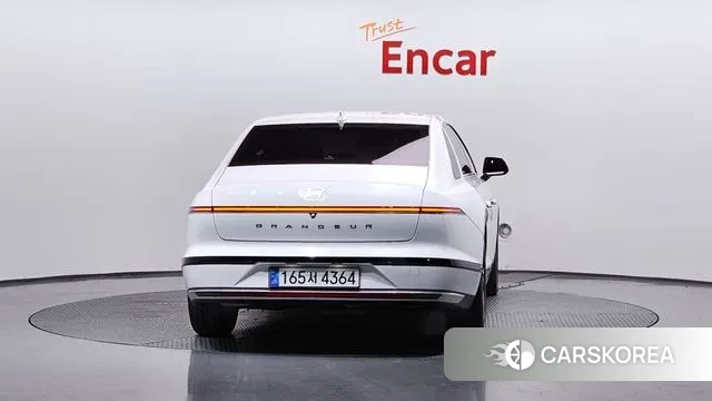 Hyundai Grandeur (GN7) id 3394259 из Кореи 14