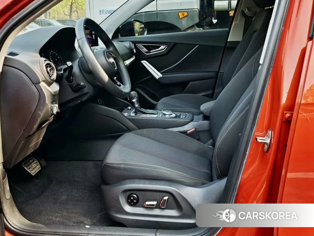 Audi Q2L id 4209678 из Китая 25