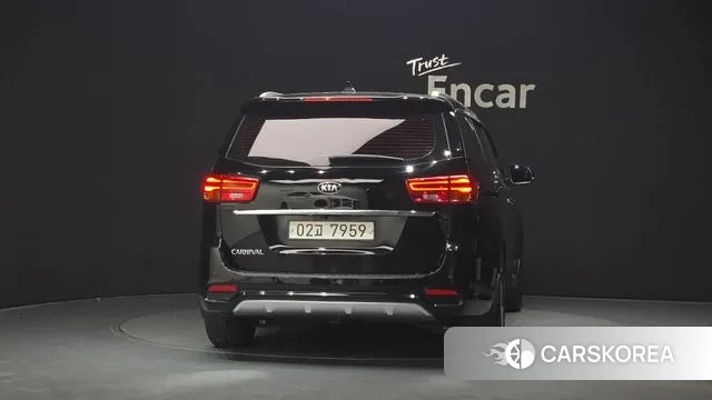 Kia The New Carnival id 3779082 из Кореи 14