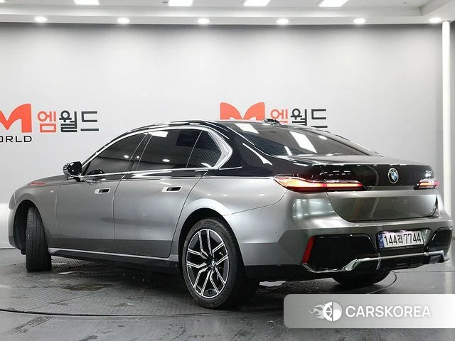 BMW 7 Series (G70) id 4792761 из Кореи 14