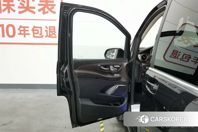 Mercedes-Benz V-class id 4264541 из Китая 18
