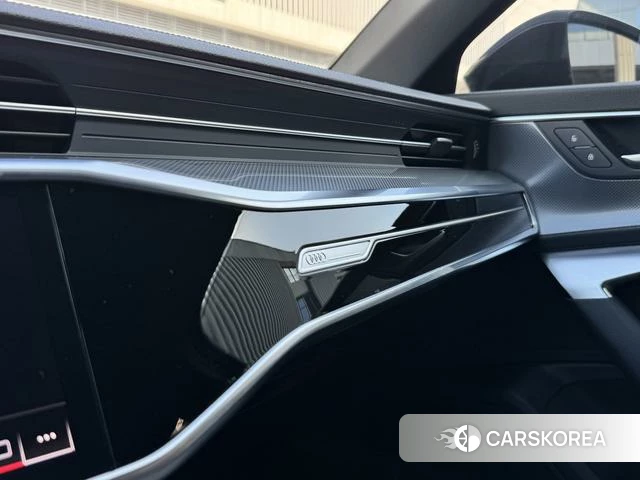 Audi A6L id 4300020 из Китая 12