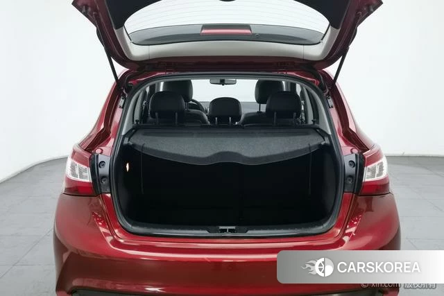 Nissan TIIDA id 4279050 из Китая 18