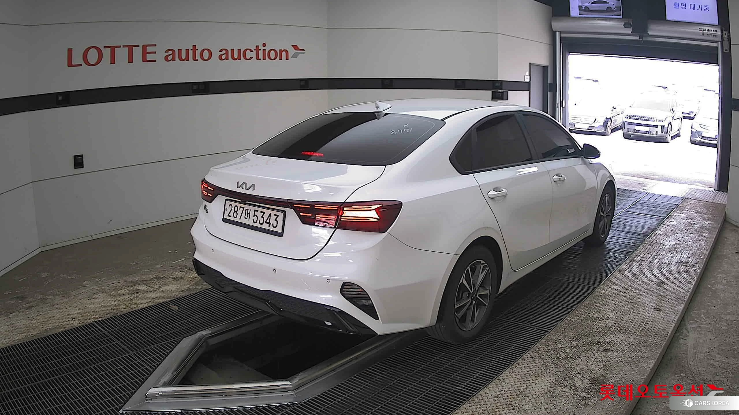 Kia K3 id 3888381 из Кореи 31