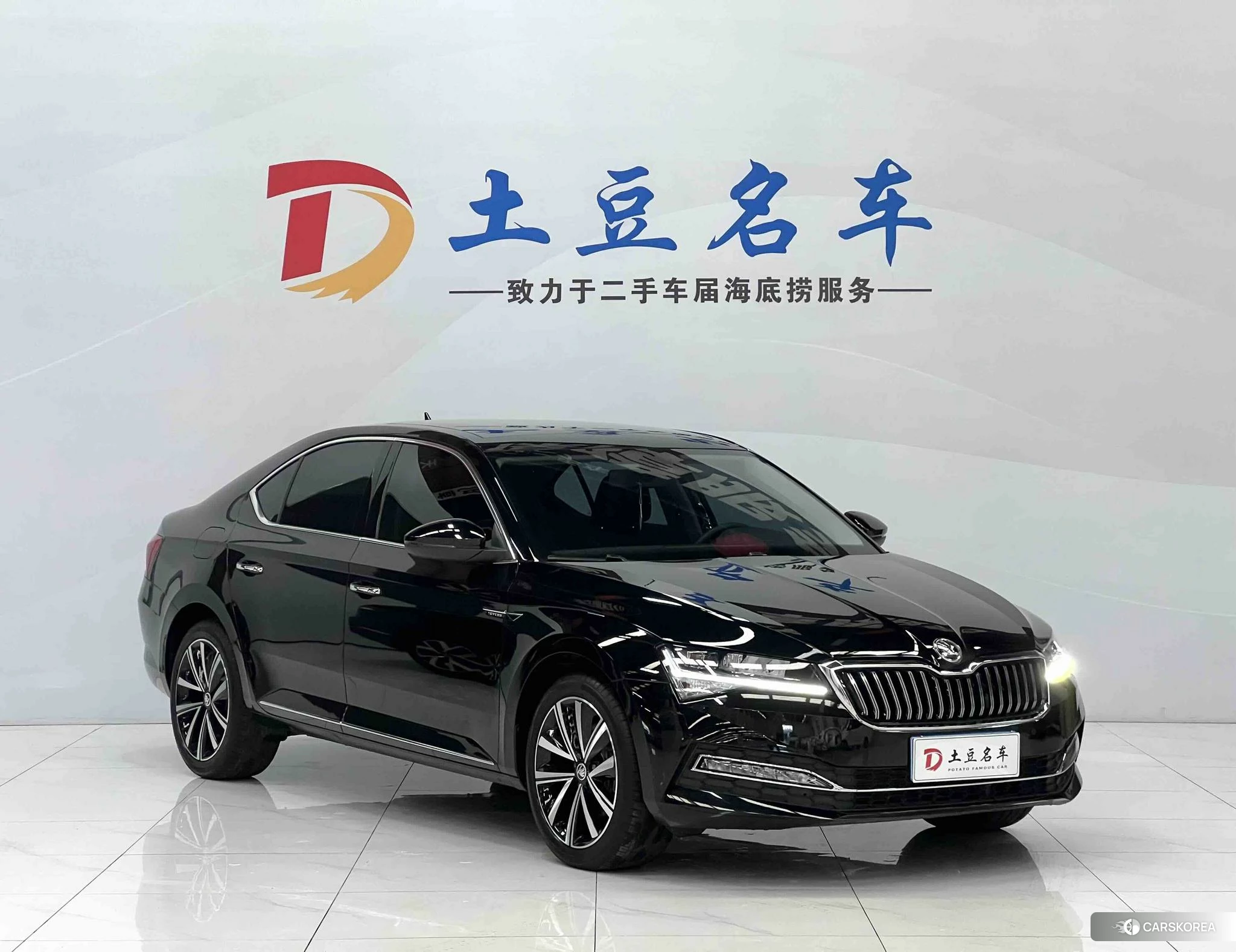 Skoda Superb id 4454334 из Китая 13