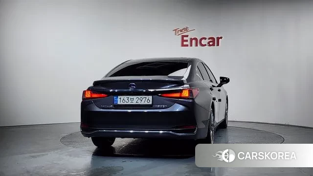 Lexus ES300h 7th generation id 3606473 из Кореи 14