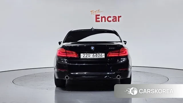 BMW 5 Series (G30) id 3622192 из Кореи 14