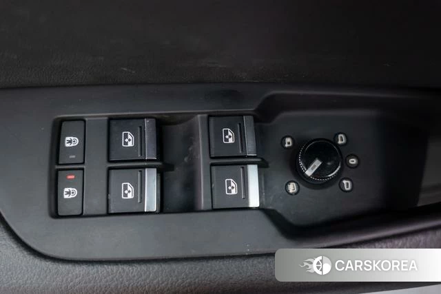 Audi A6L id 4298155 из Китая 19