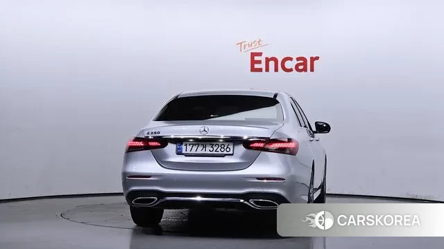 Mercedes-Benz E-Class W213 id 2905402 из Кореи 14