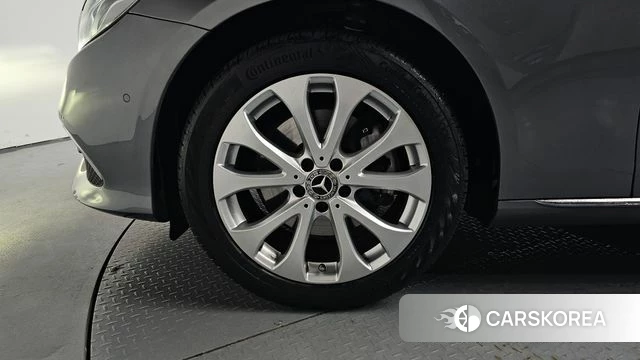 Mercedes-Benz E-Class W213 id 4447307 из Кореи 28