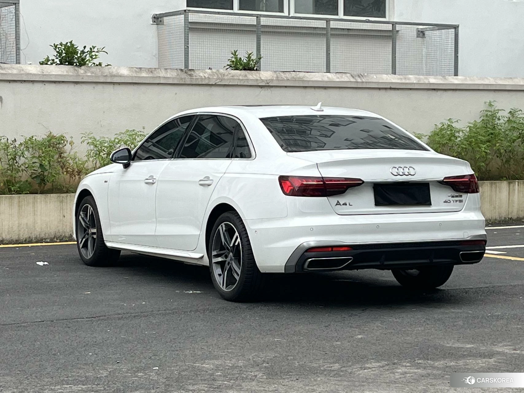 Audi A4L id 4499099 из Китая 11