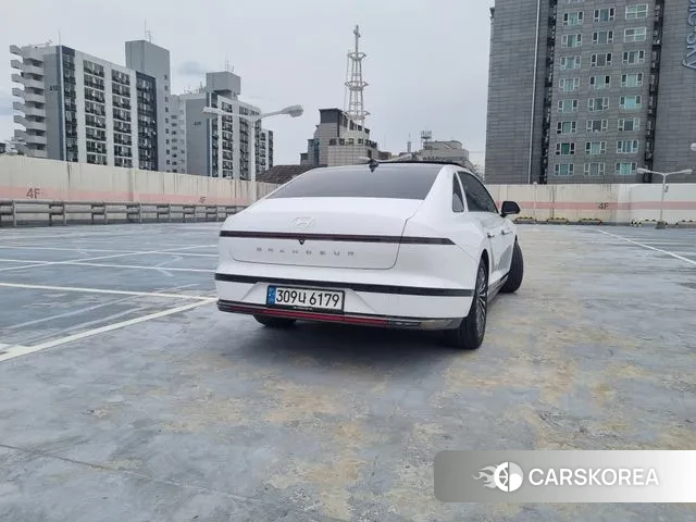 Hyundai Grandeur Hybrid (GN7) id 3279620 из Кореи 14