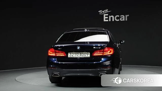 BMW 5 Series (G30) id 3885873 из Кореи 14