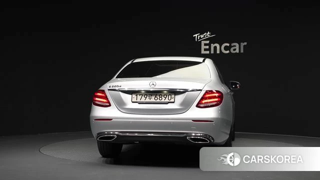 Mercedes-Benz E-Class W213 id 4899914 из Кореи 25