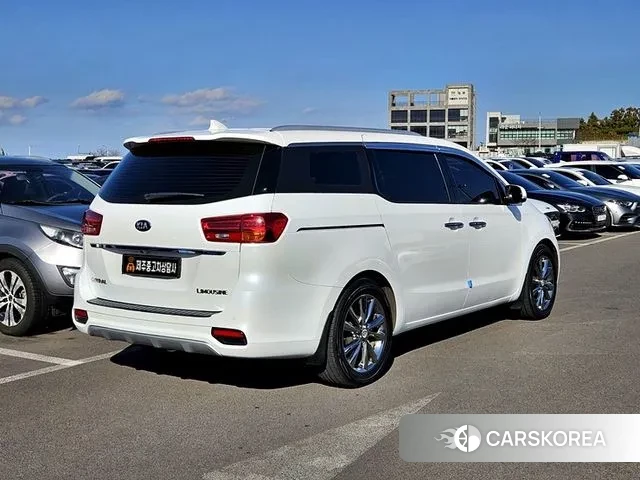 Kia The New Carnival id 3451569 из Кореи 14