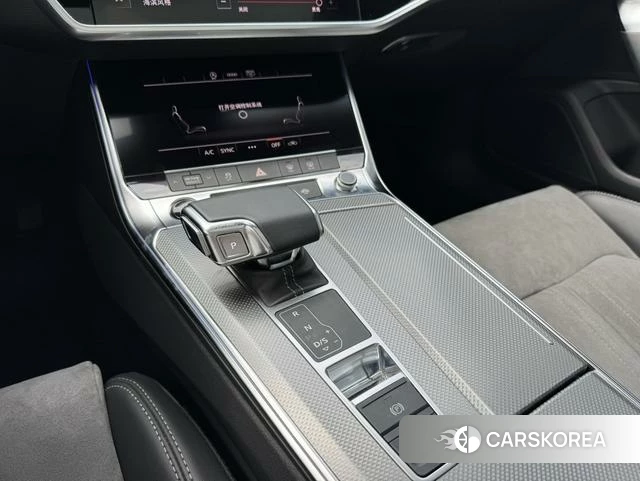 Audi A6L id 4265145 из Китая 9