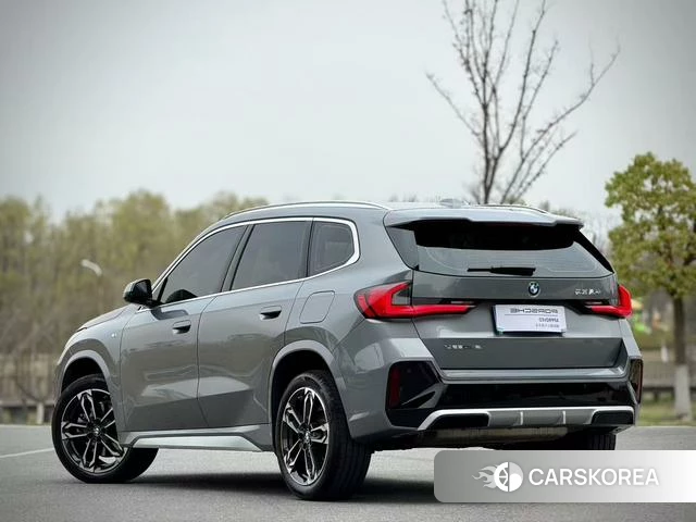 BMW X1 2024 Темно-серый из Китая, фото 4