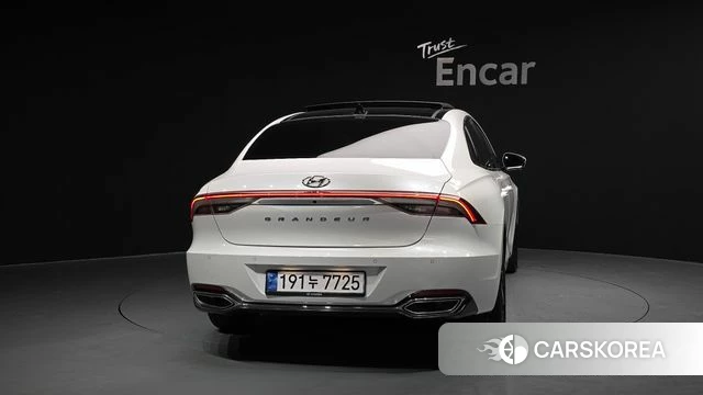 Hyundai The New Grandeur IG Hybrid id 4195577 из Кореи 30