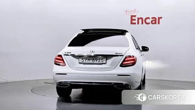 Mercedes-Benz E-Class W213 id 3265111 из Кореи 14