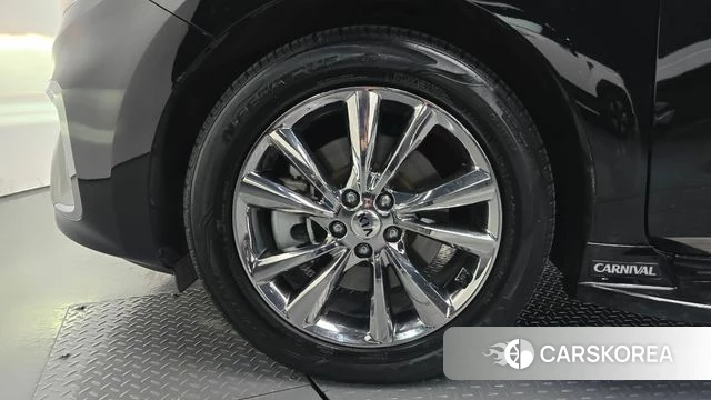 Kia The New Carnival id 3801589 из Кореи 14