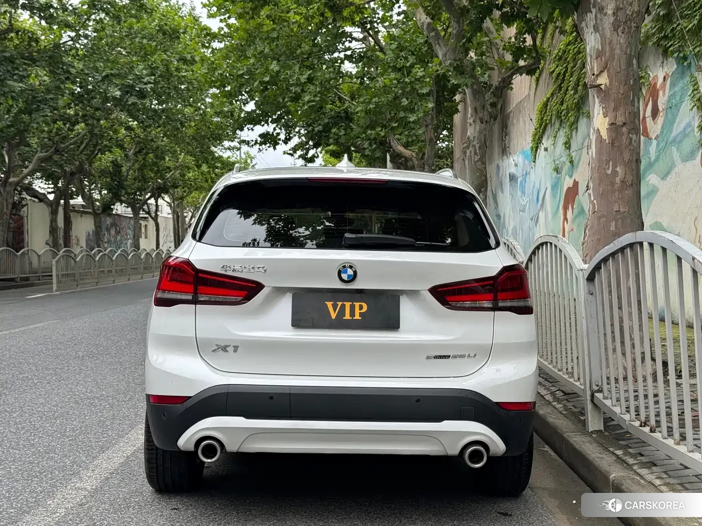 BMW X1 id 4680631 из Китая 9