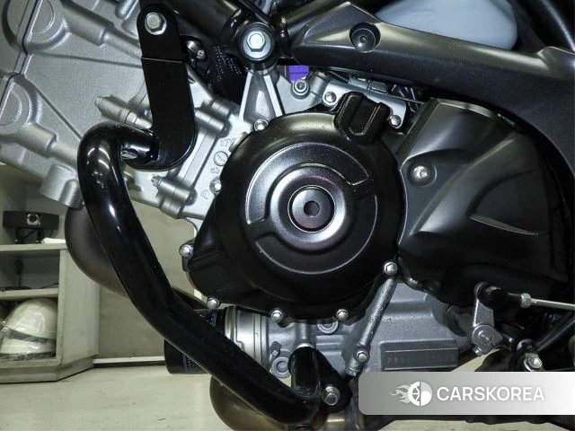 Engine photo