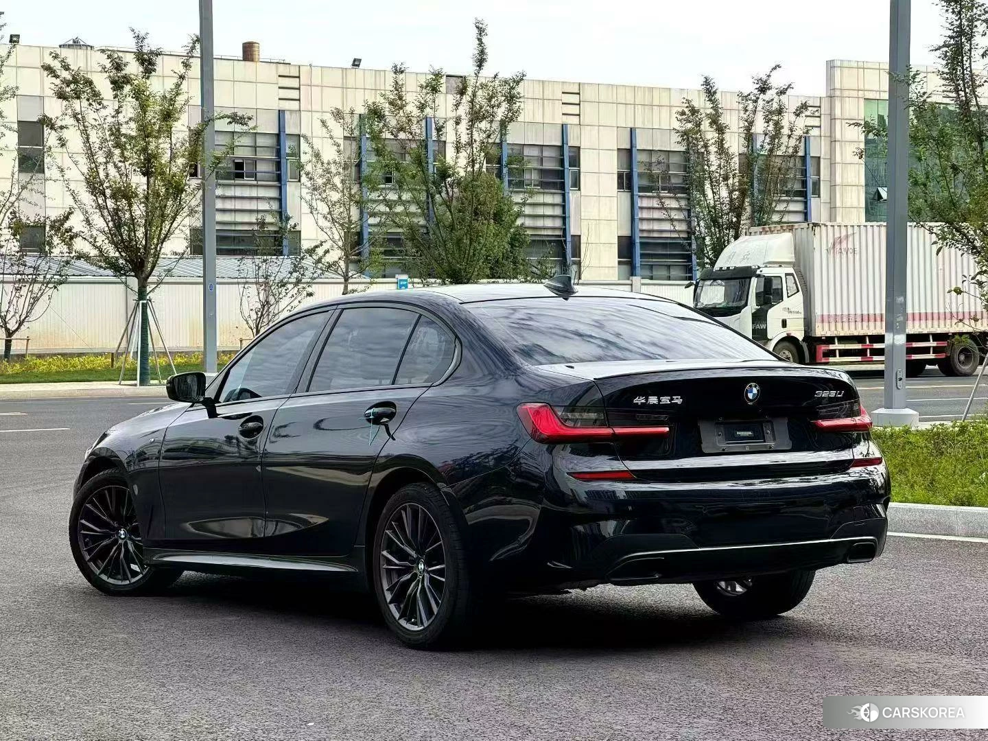 BMW 3 series 2021 Черный из Китая, фото 4