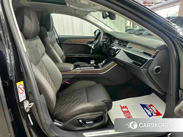 Audi A8 id 4393979 из Китая 14