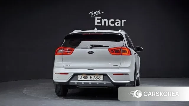 Kia Niro id 3045704 из Кореи 14