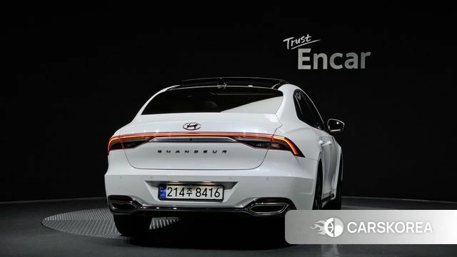Hyundai The New Grandeur IG Hybrid id 4395824 из Кореи 29