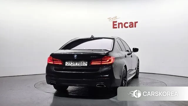 BMW 5 Series (G30) id 3661257 из Кореи 14