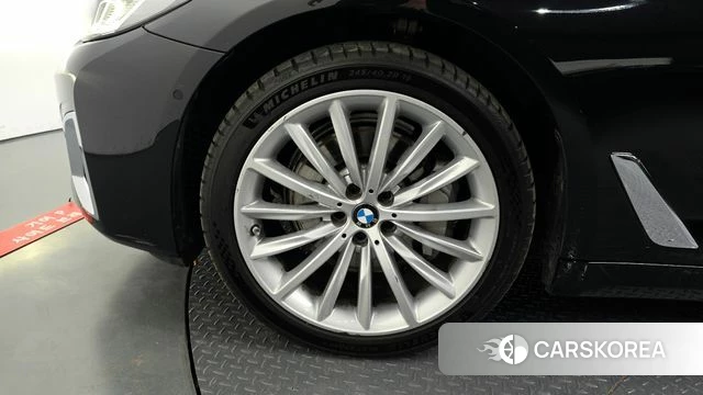 BMW 5 Series (G30) id 4308695 из Кореи 30