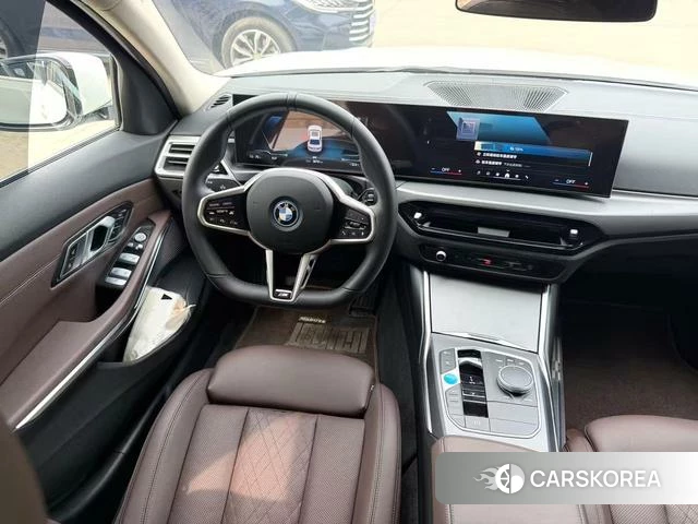 BMW i3 2023 Белый из Китая, фото 4