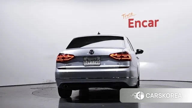 Volkswagen The New Passat id 3368820 из Кореи 14