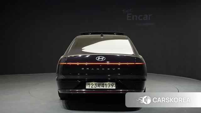 Hyundai Grandeur (GN7) id 4178212 из Кореи 14